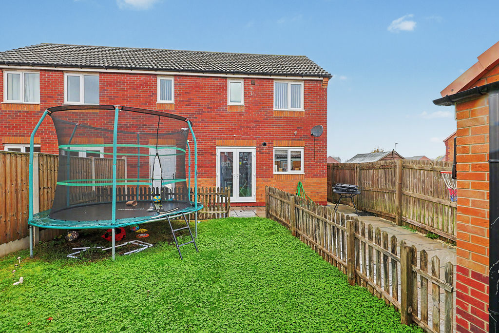 Masefield Avenue Holmewood